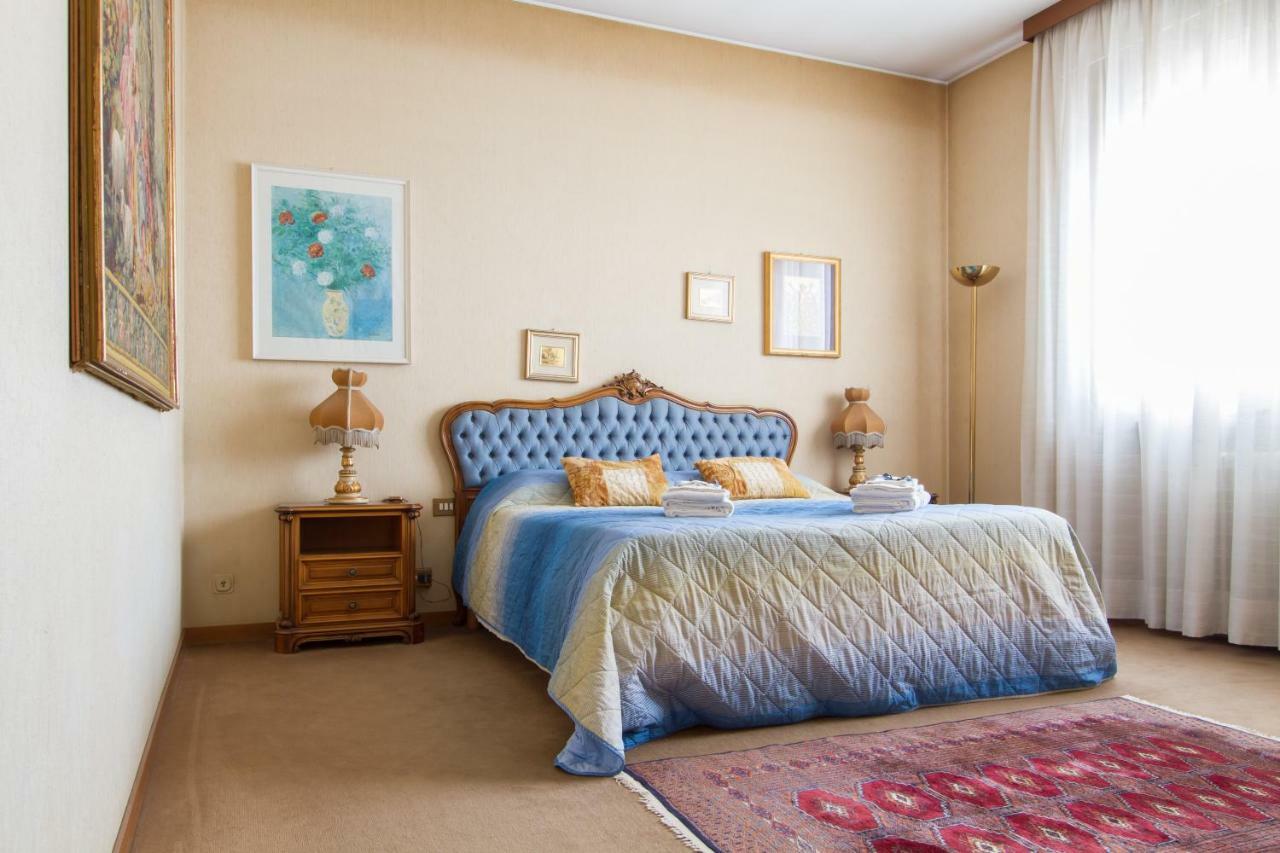 Appartamento Ampio E Indipendente Con Vista Giardino Paderno d'Adda Экстерьер фото