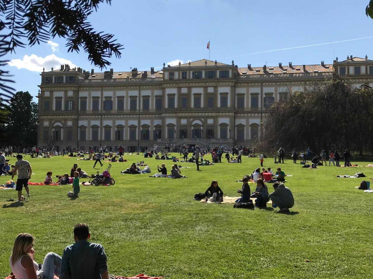 Appartamento Ampio E Indipendente Con Vista Giardino Paderno d'Adda Экстерьер фото